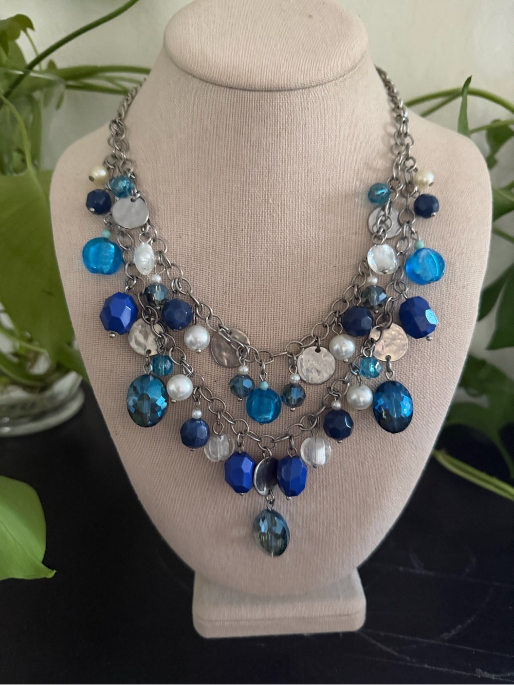 Vintage White House Black Market Blue Foil Glass & Pearl Beaded Necklace